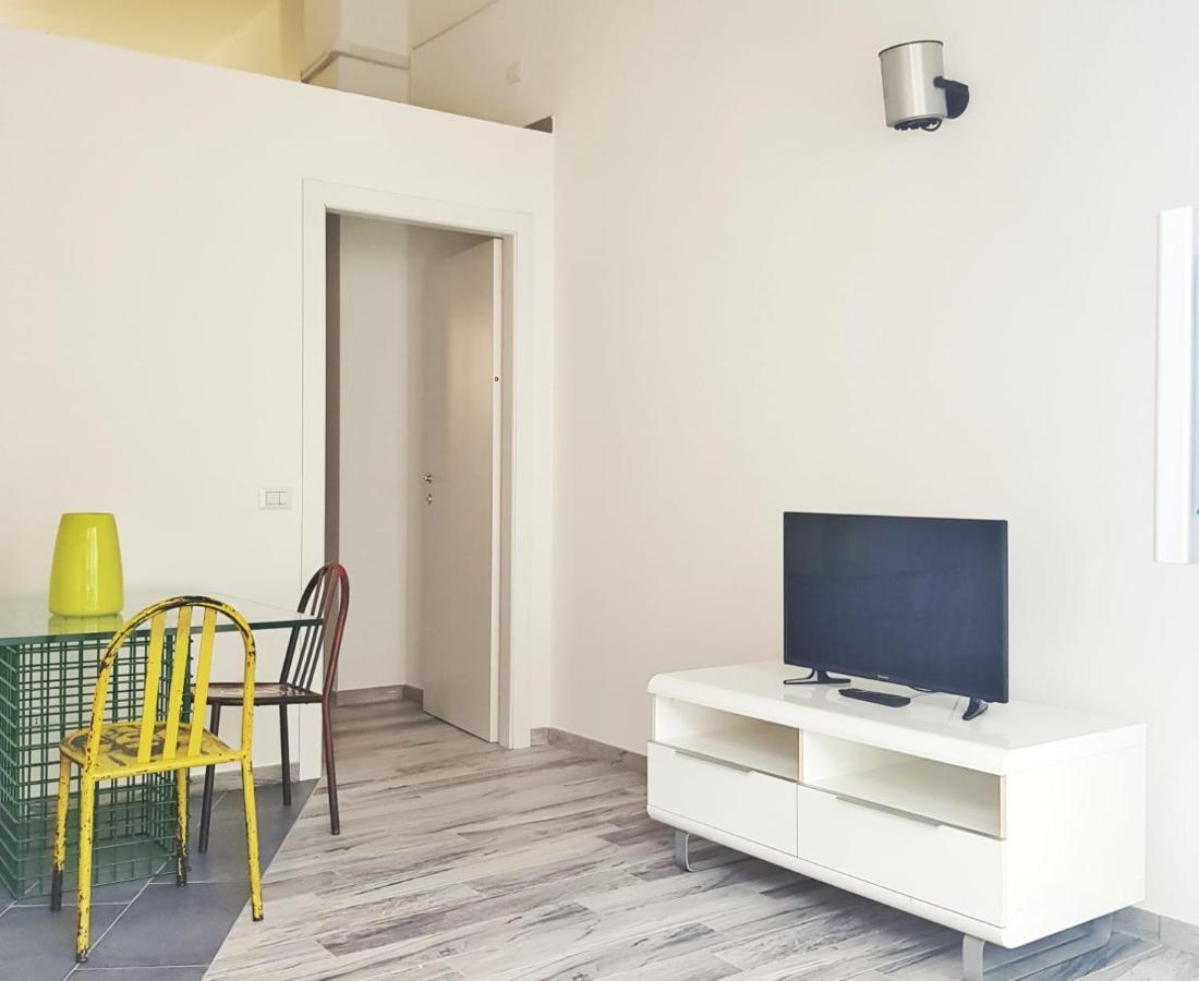 Appartamento Zuretti 53 Milan Exterior photo